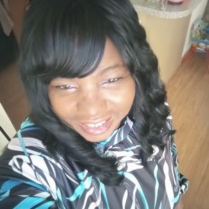 Meet your Posher, Pamela